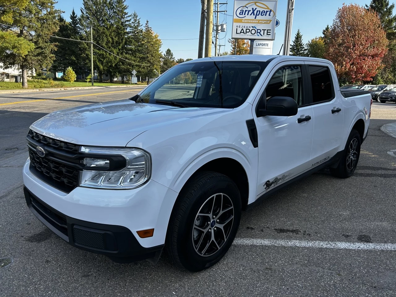 2022 Ford Maverick XL Main Image
