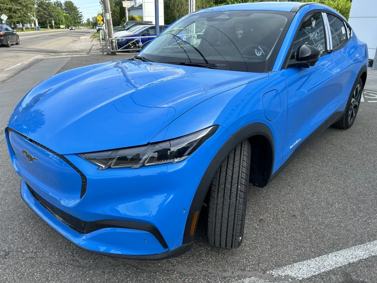 2024 Ford Mustang Mach-E Select AWD https://www.st-norbertford.com/resize/b990ff35b810a3abc0cc817b2ca24889-1