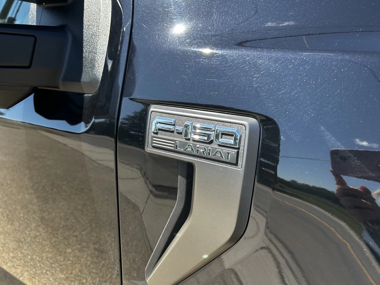 2021 Ford F-150 LARIAT Image principale