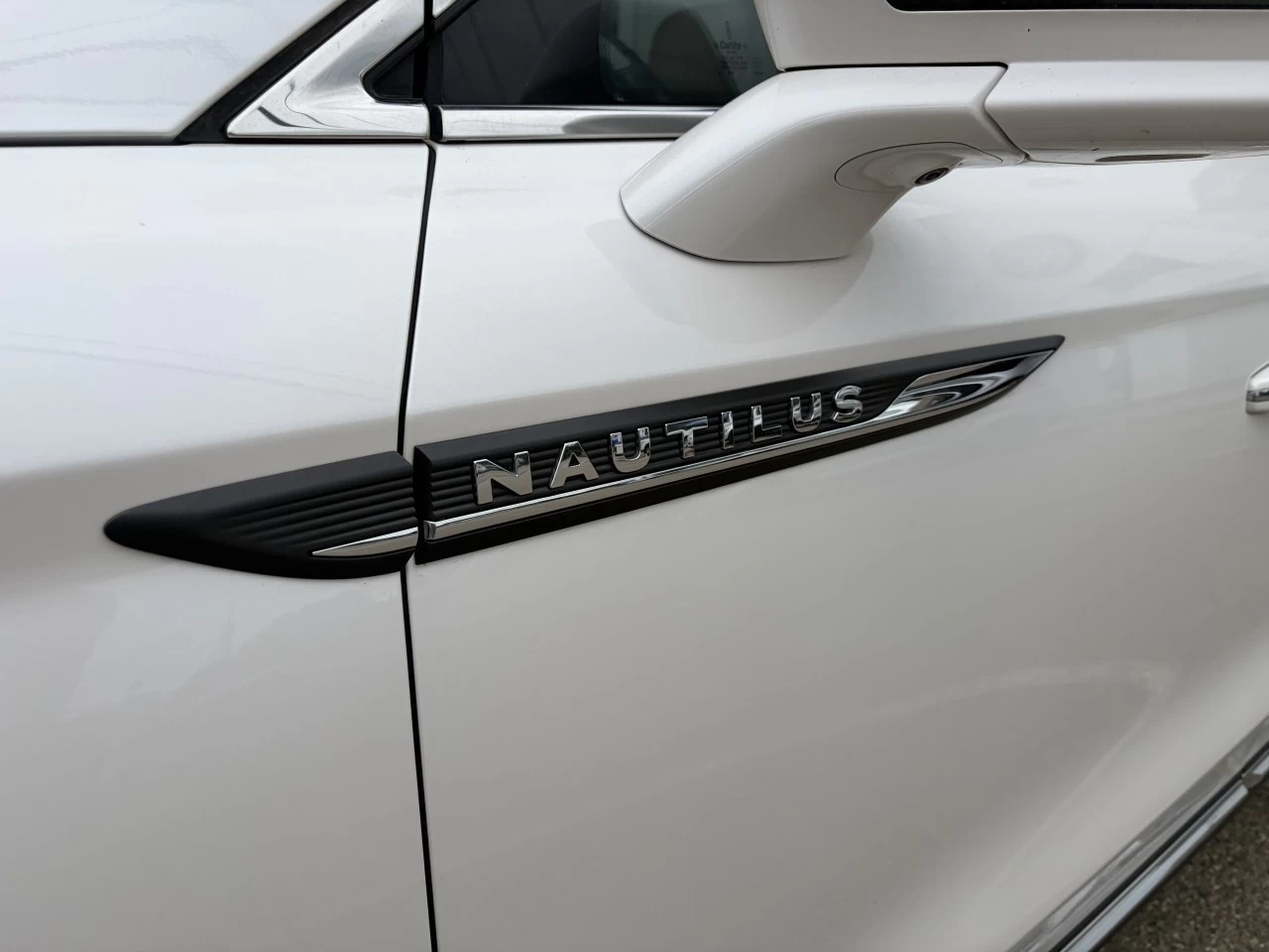 2019 Lincoln Nautilus RESERVE TOIT OUVRANT LUMIERE AMBIANT https://www.st-norbertford.com/resize/b990ff35b810a3abc0cc817b2ca24889-1