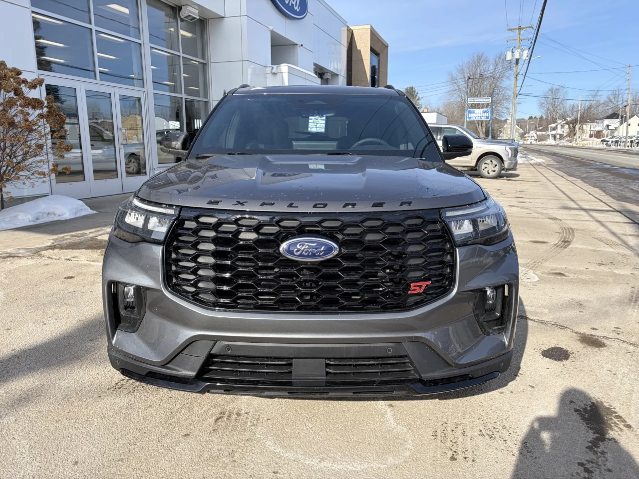 2026 Ford Explorer ST 400A TOIT PANORAMIQUE ENSEMBLE REMORQUAGE https://www.st-norbertford.com/resize/b990ff35b810a3abc0cc817b2ca24889-1