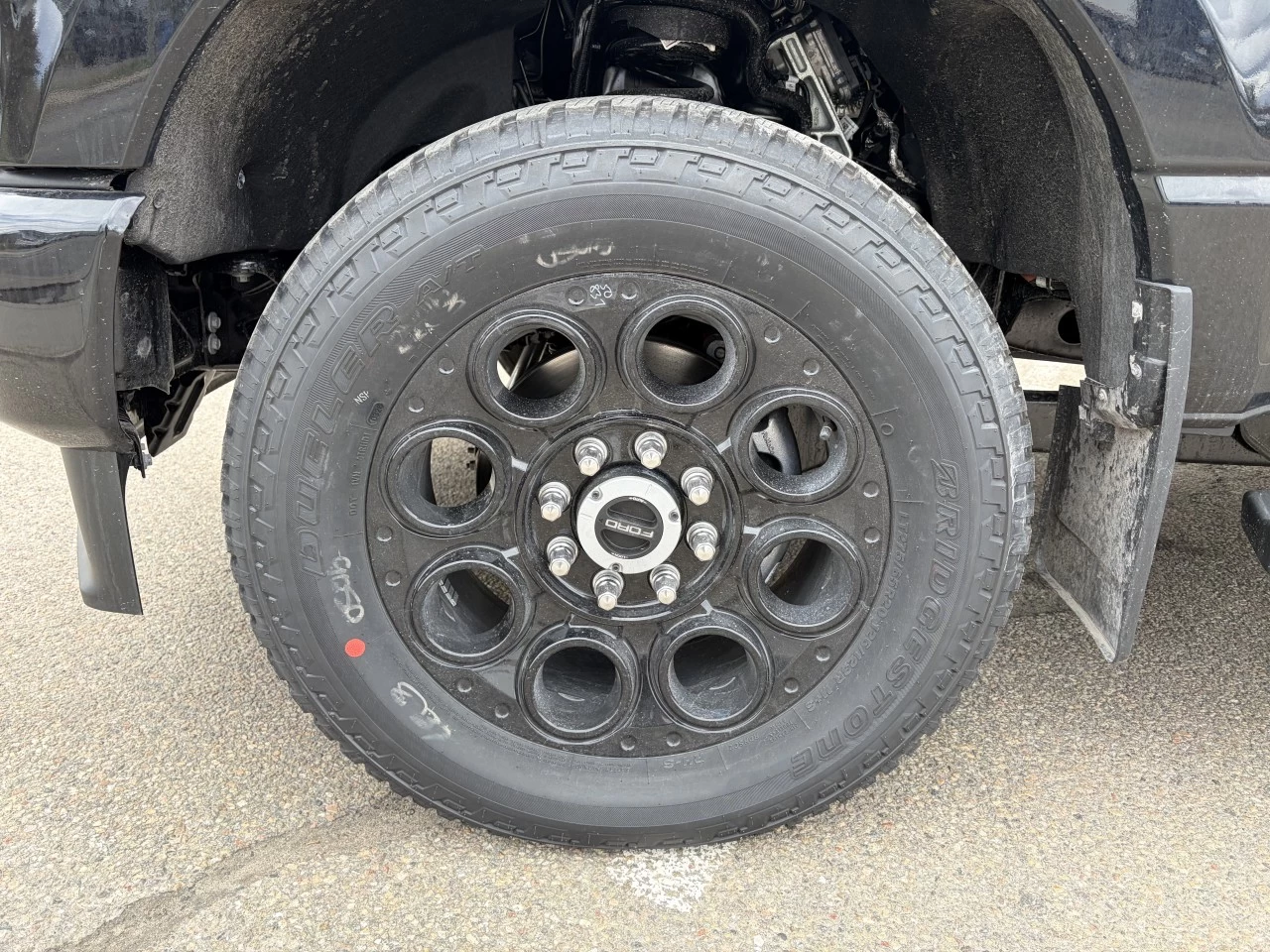 2026 Ford Super Duty F-250 SRW LARIAT Main Image