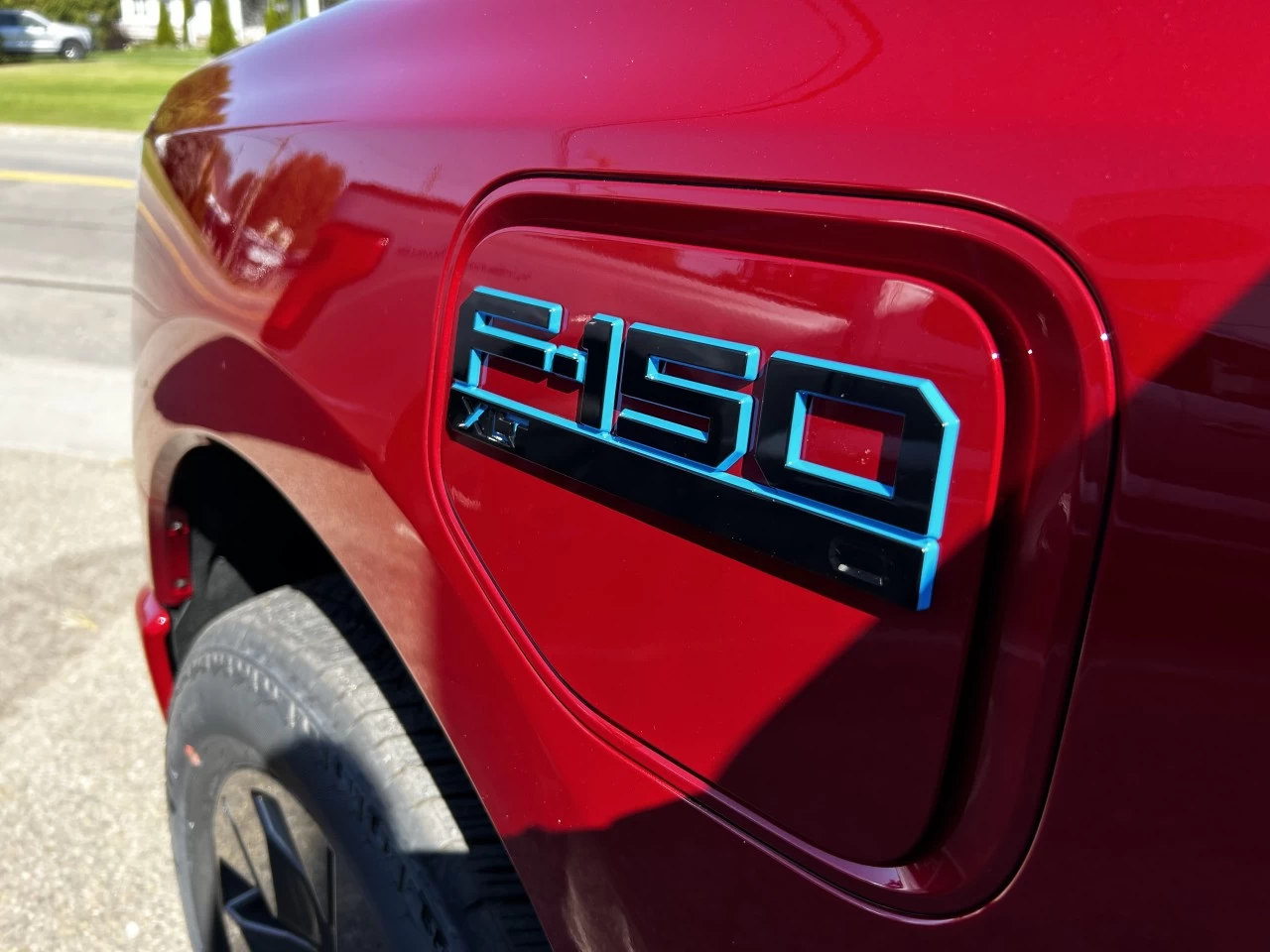 2024 Ford F-150 Lightning XLT https://www.st-norbertford.com/resize/b990ff35b810a3abc0cc817b2ca24889-1