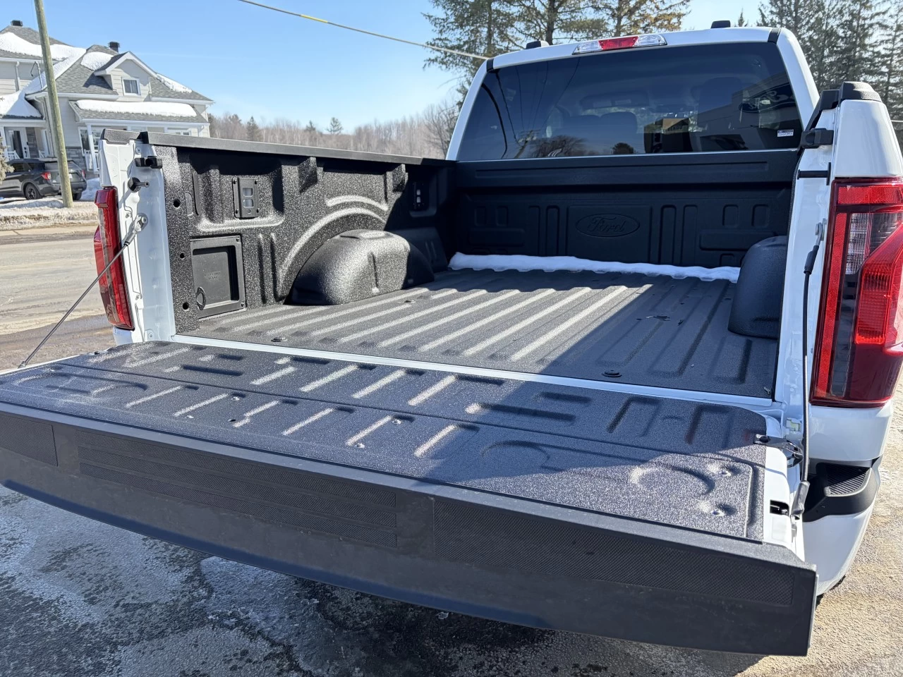 2026 Ford F-150 XLT 300A ECOBOOST ENSEMBLE REMORQUAGE Image principale