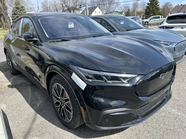 Ford Mustang Mach-E Premium AWD 2025