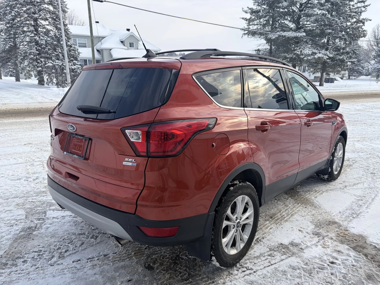 2019 Ford Escape SEL AWD CUIR CAMÉRA DE RECUL SIÈGES AVANT CHAUFFANT APPLE CARPLAY/ANDROID AUTO https://www.st-norbertford.com/resize/b990ff35b810a3abc0cc817b2ca24889-1