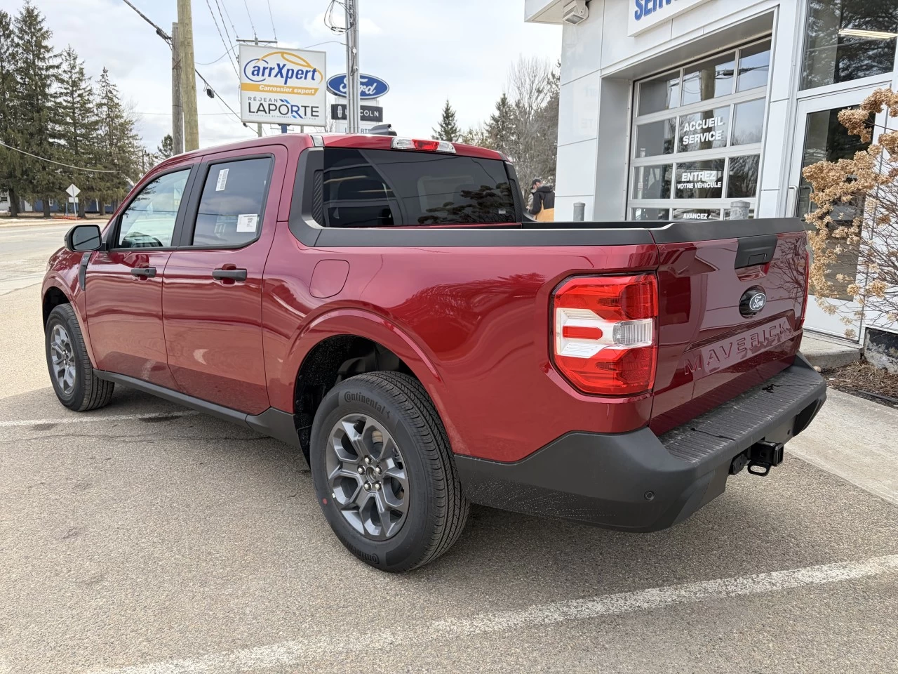 2026 Ford Maverick XLT AWD HYBRIDE SUPERCREW ENSEMBLE REMORQUAGE 4K https://www.st-norbertford.com/resize/b990ff35b810a3abc0cc817b2ca24889-1