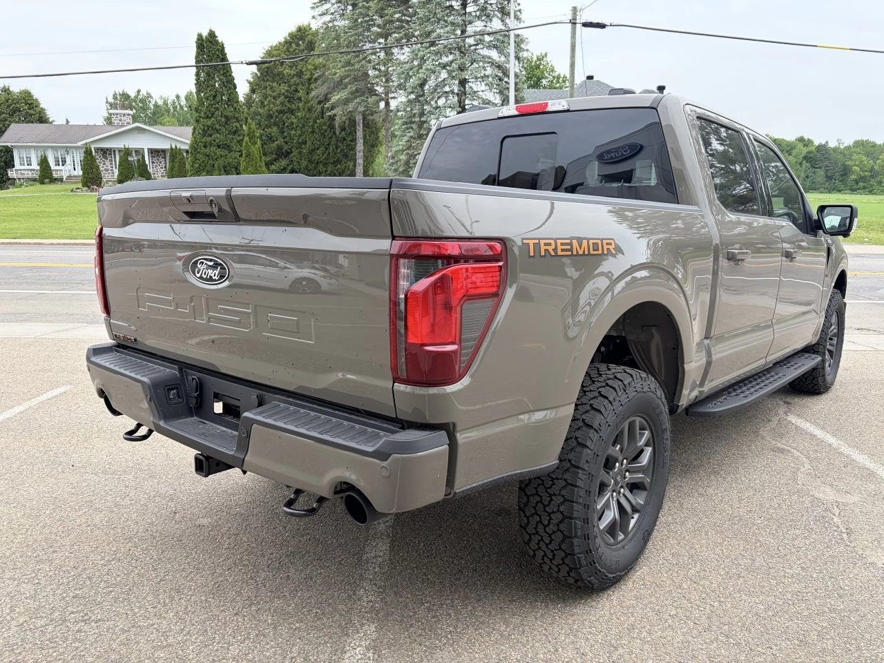 2026 Ford F-150 TREMOR ENSEMBLE REMORQUAGE TRACTION 4X4 ECOBOOST TOIT OUVRANT 401A https://www.st-norbertford.com/resize/b990ff35b810a3abc0cc817b2ca24889-1