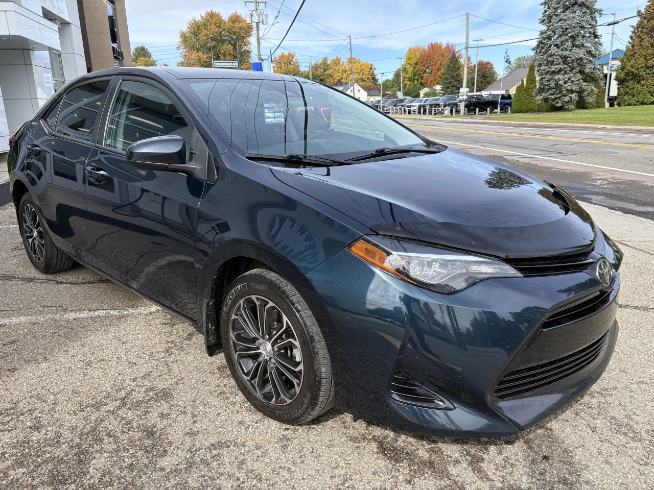 2018 Toyota Corolla LE Main Image