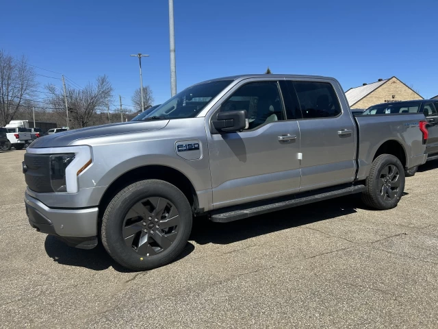 Ford F-150 Lightning FLASH 2025