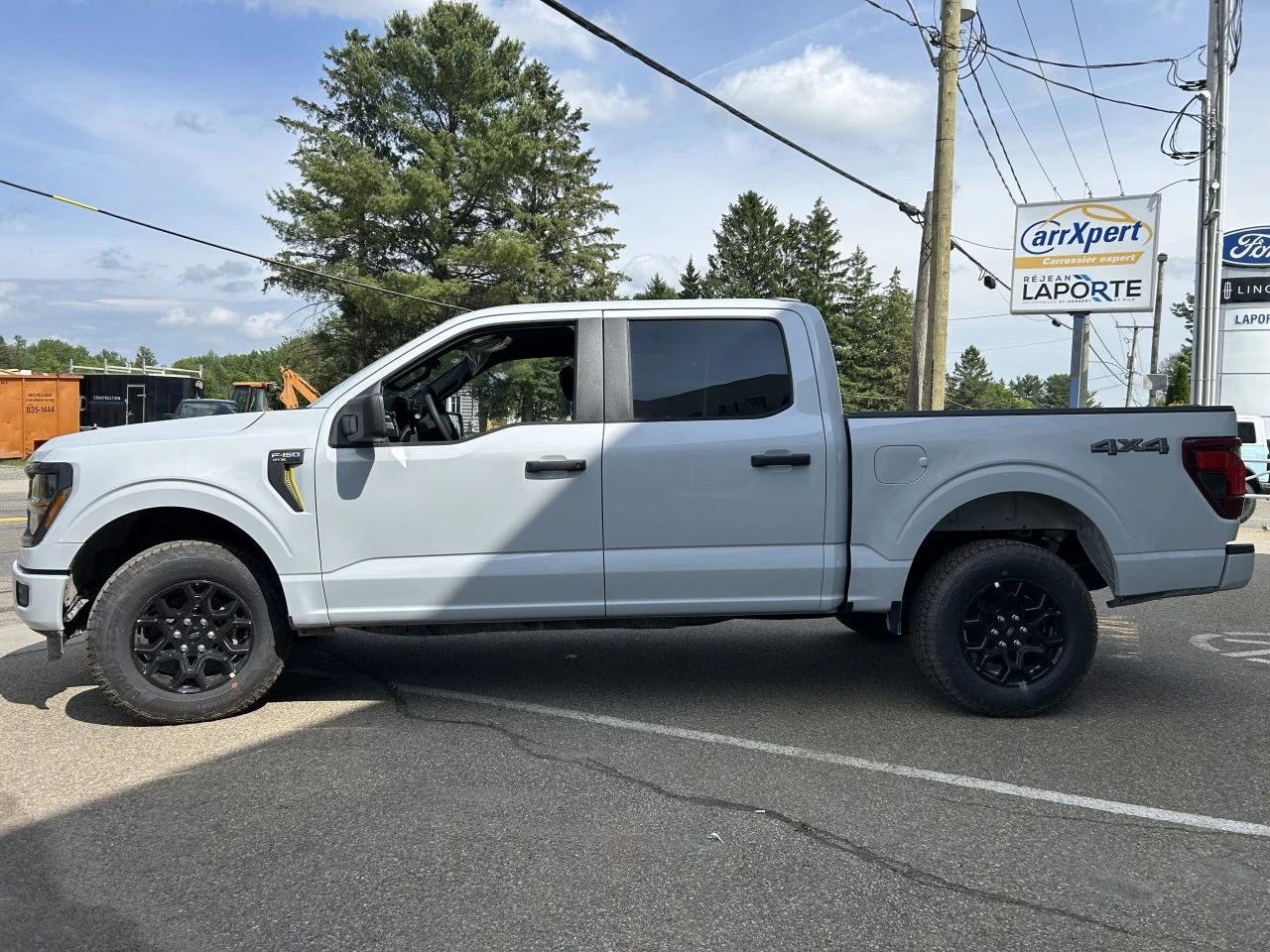 2025 Ford F-150 STX Image principale
