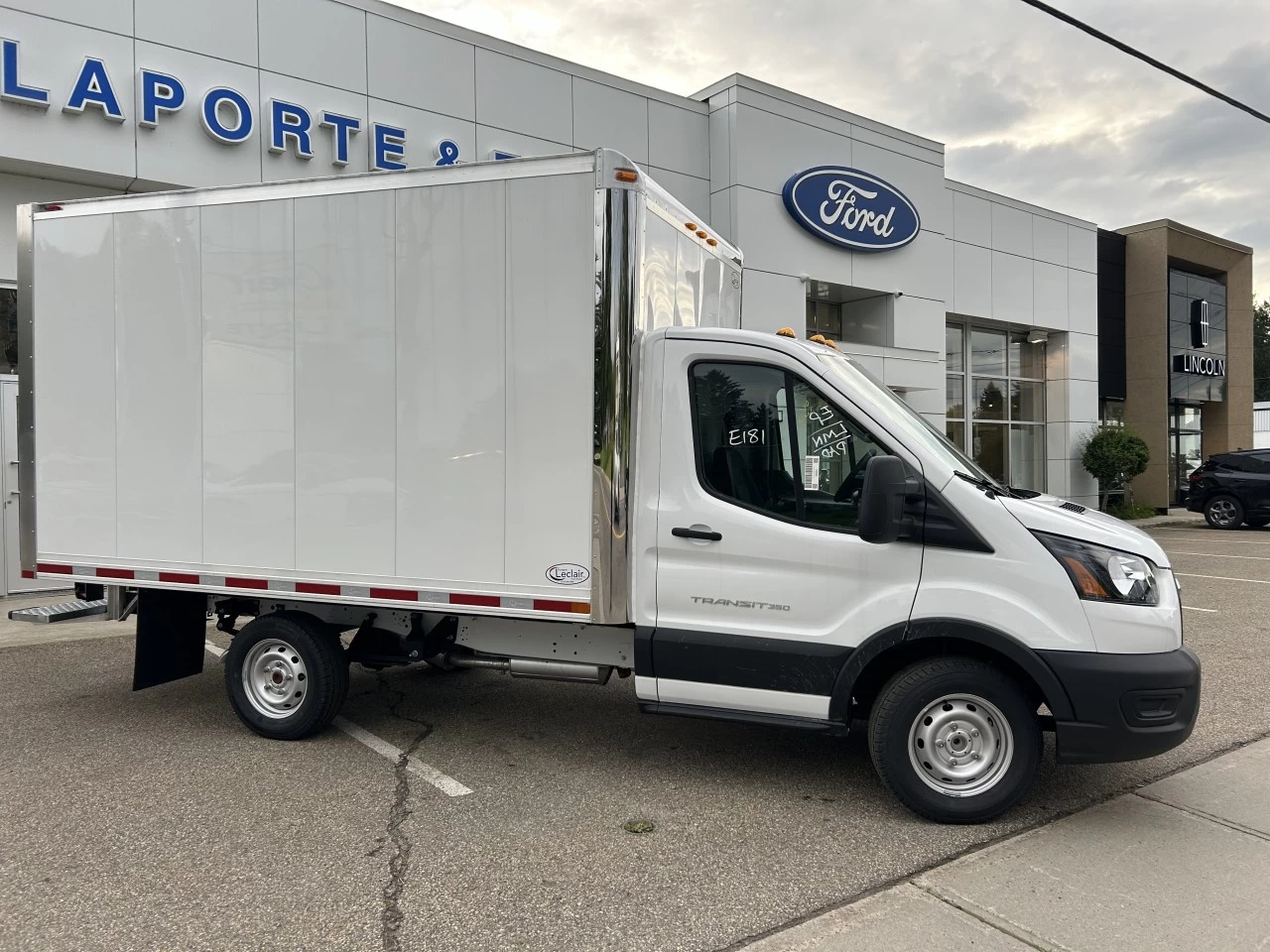 2024 Ford Transit fourgon tronquÉ T-350 RWD 9500 GVWR SRW Image principale