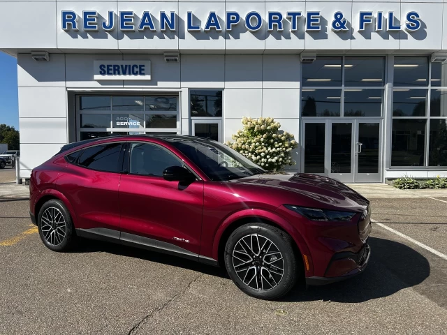 Ford Mustang Mach-E Premium 2025