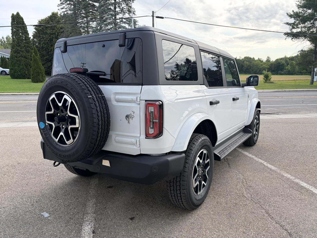 2026 Ford Bronco Outer Banks https://www.st-norbertford.com/resize/b990ff35b810a3abc0cc817b2ca24889-1