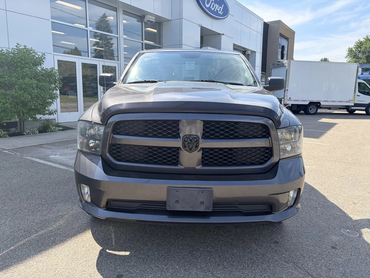 2018 Ram 1500 Express https://www.st-norbertford.com/resize/b990ff35b810a3abc0cc817b2ca24889-1