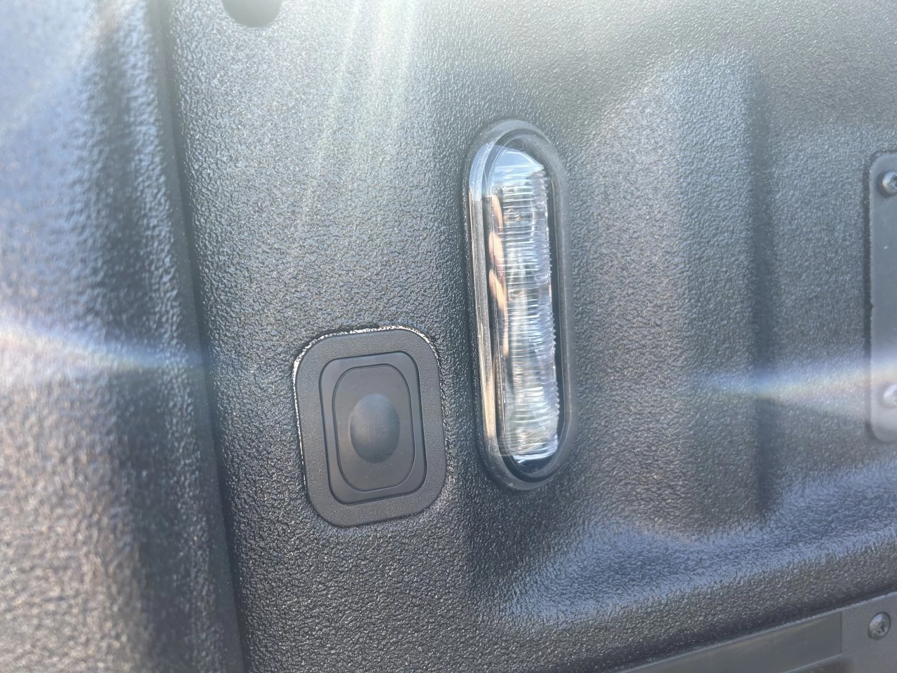 2025 Ford F-150 Lightning FLASH https://www.st-norbertford.com/resize/b990ff35b810a3abc0cc817b2ca24889-1
