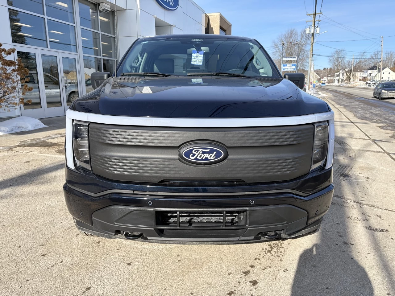 2025 Ford F-150 Lightning FLASH 312A BATTERIE LONGUE DURÉE ENSEMBLE REMORQUAGE MAX https://www.st-norbertford.com/resize/b990ff35b810a3abc0cc817b2ca24889-1