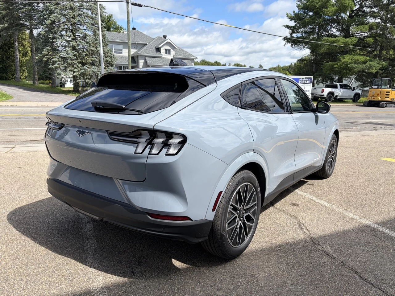 2026 Ford Mustang Mach-E PREMIUM https://www.st-norbertford.com/resize/b990ff35b810a3abc0cc817b2ca24889-1