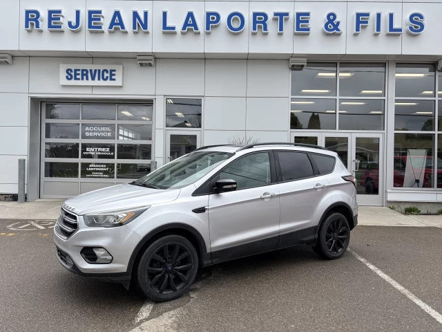 Ford Escape TITANIUM AWD 2.0L, CUIR, GPS, TOIT PANO SYNC3 CAMÉRA DE RECUL 2017