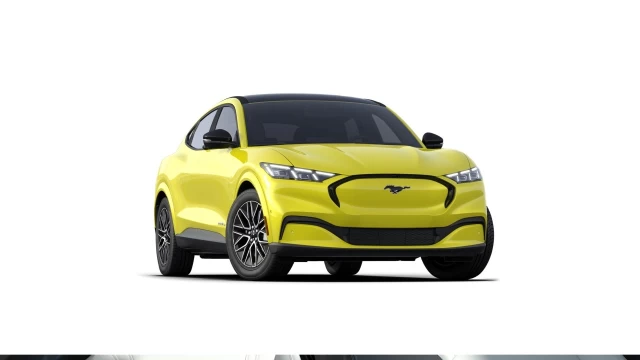 Ford Mustang Mach-E PREMIUM AWD 2025