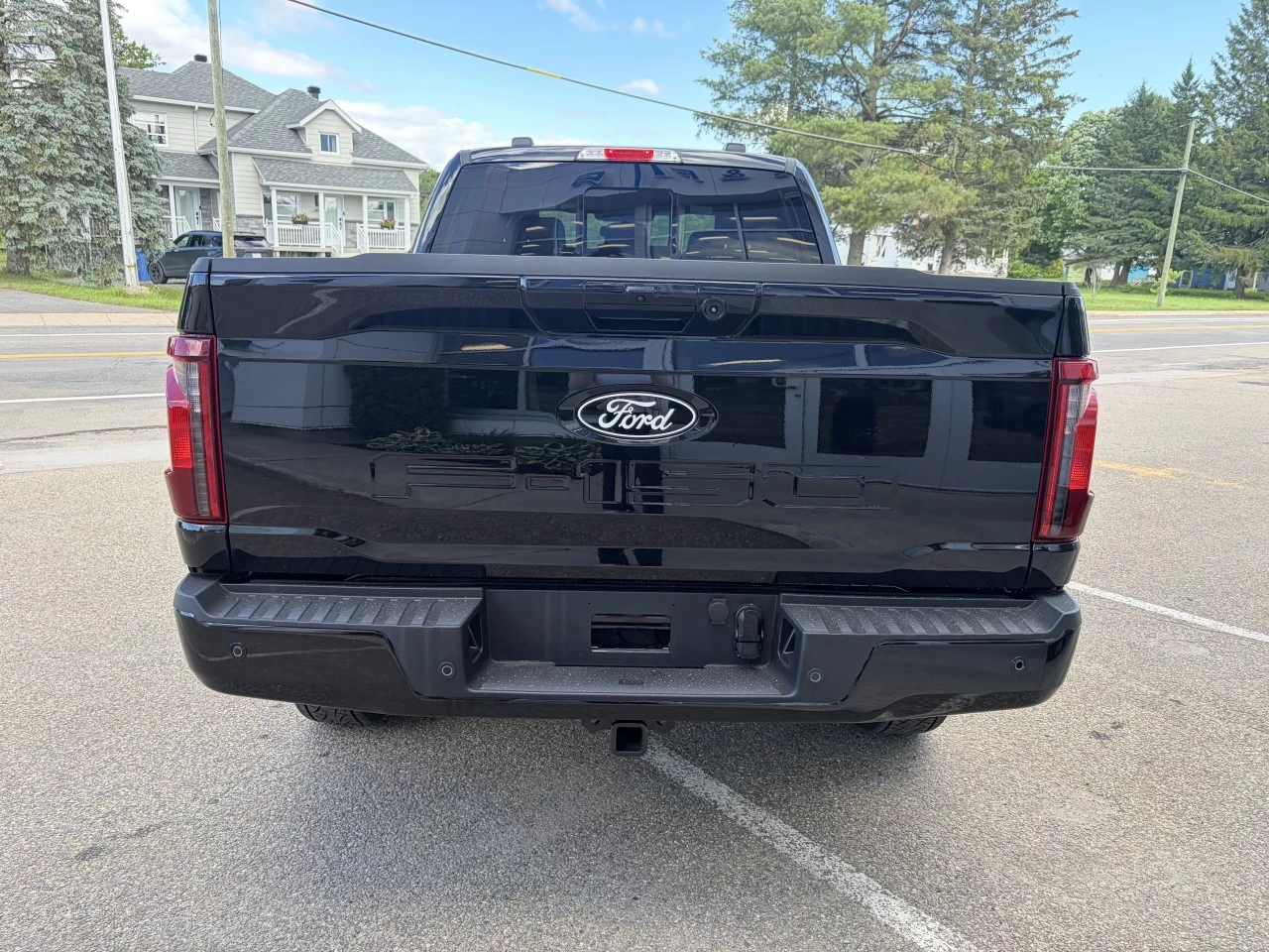 2026 Ford F-150 XLT https://www.st-norbertford.com/resize/b990ff35b810a3abc0cc817b2ca24889-1