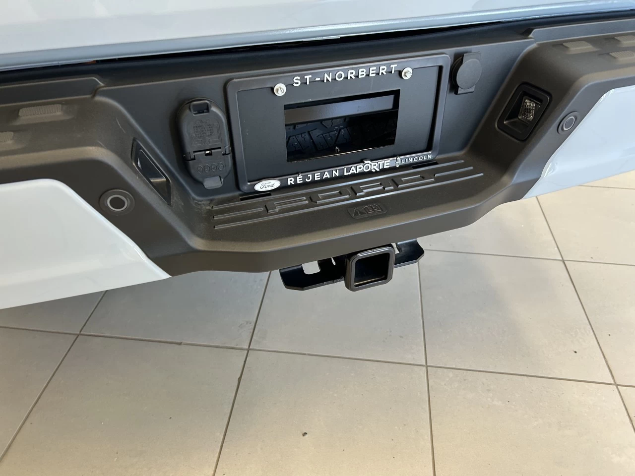2024 Ford F-150 Lightning XLT https://www.st-norbertford.com/resize/b990ff35b810a3abc0cc817b2ca24889-1