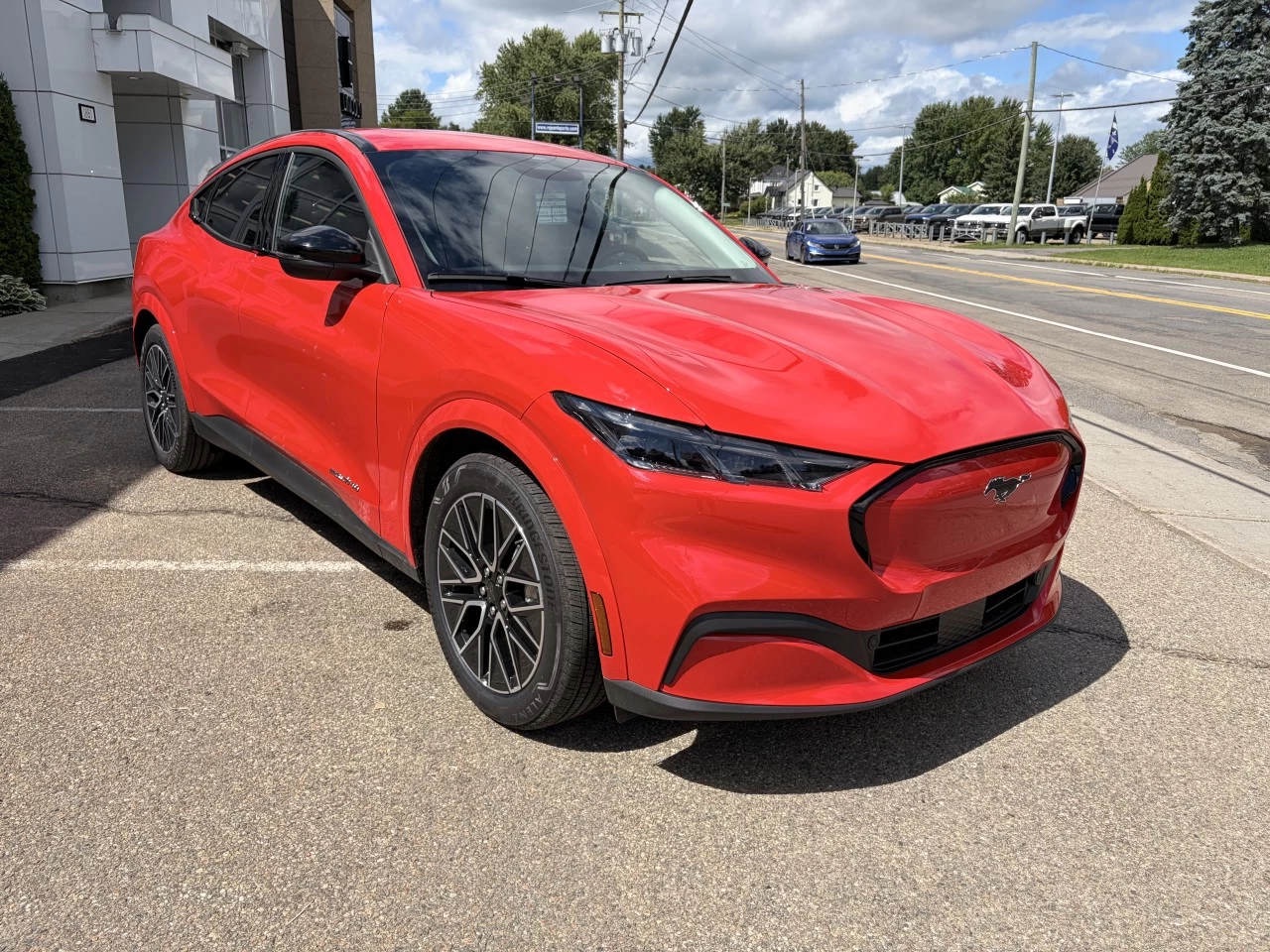 2026 Ford Mustang Mach-E PREMIUM https://www.st-norbertford.com/resize/b990ff35b810a3abc0cc817b2ca24889-1