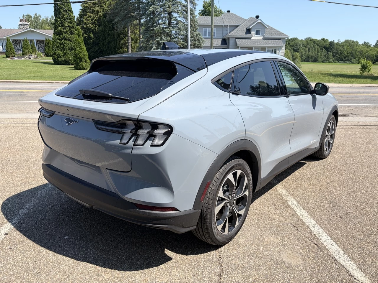 2026 Ford Mustang Mach-E SELECT https://www.st-norbertford.com/resize/b990ff35b810a3abc0cc817b2ca24889-1