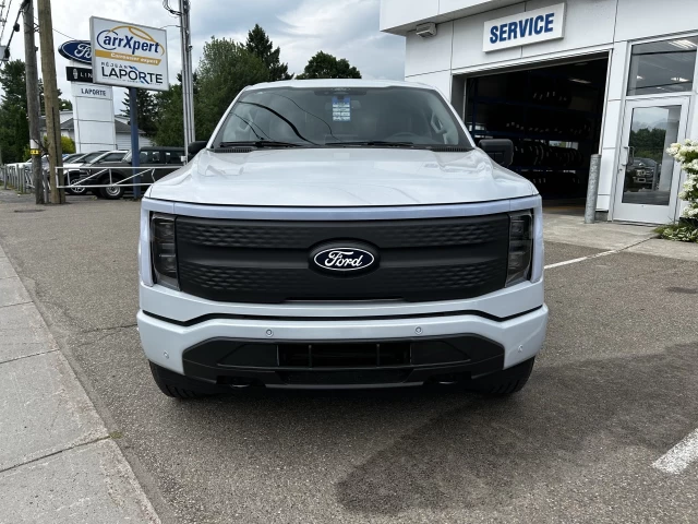 Ford F-150 Lightning FLASH 2025