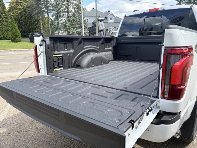 Ford F-150 LARIAT 4X4 POWERBOOST HYBRIDE 501A 2026