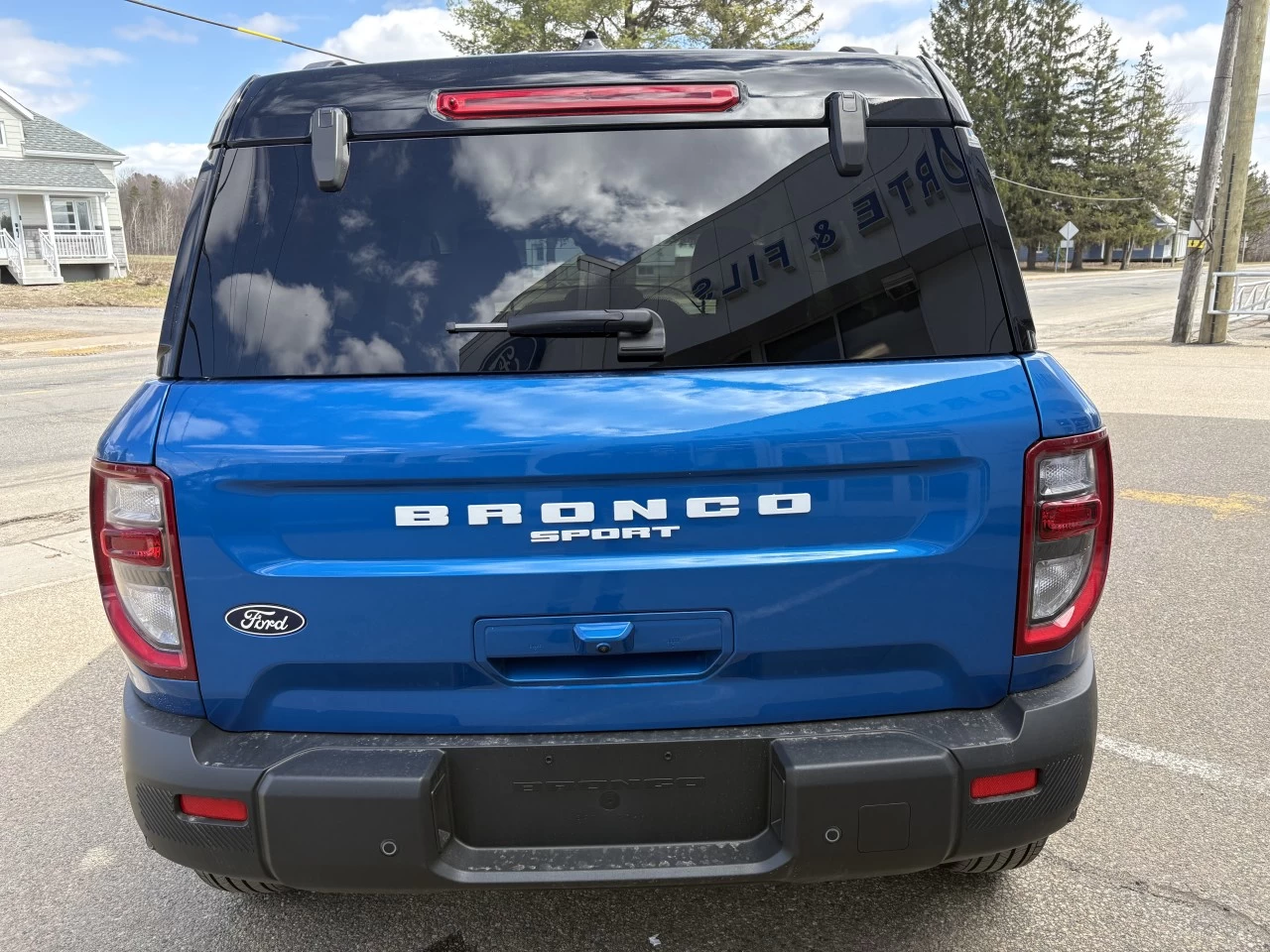 2026 Ford Bronco Sport Outer Banks Main Image