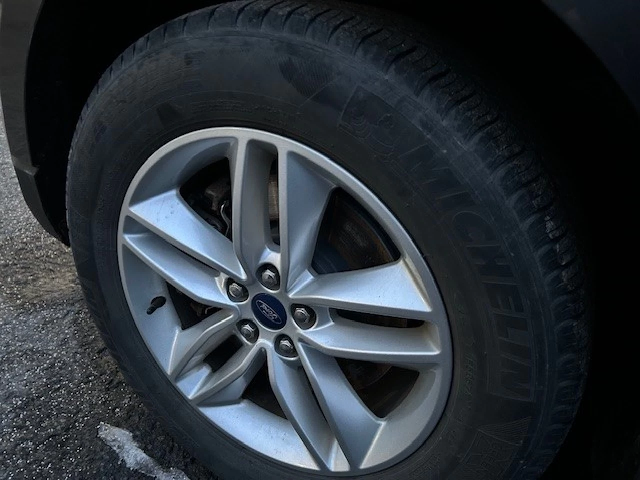 2017 Ford Edge SEL Image principale