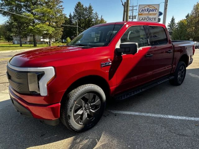 Ford F-150 Lightning XLT 2024