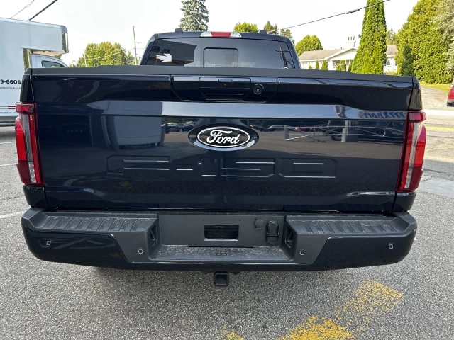 Ford F-150 LARIAT 2025
