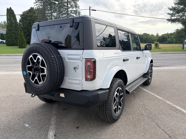 Ford Bronco Outer Banks 2026