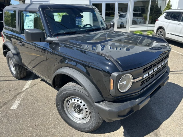Ford Bronco Base 2025