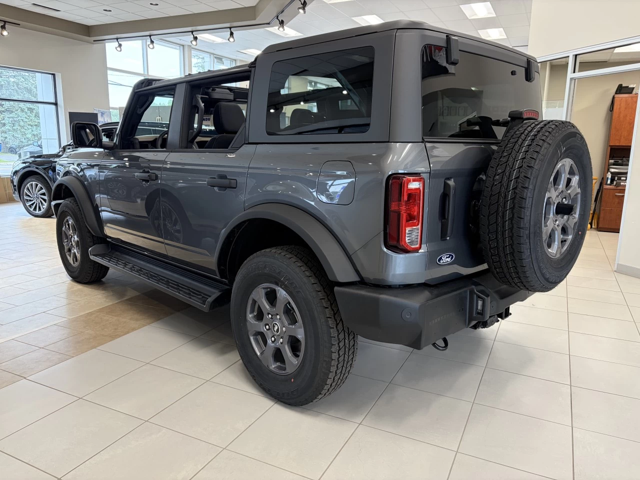 2026 Ford Bronco BIG BEND ECOBOOST 4X4 TOIT RIGIDE https://www.st-norbertford.com/resize/b990ff35b810a3abc0cc817b2ca24889-1