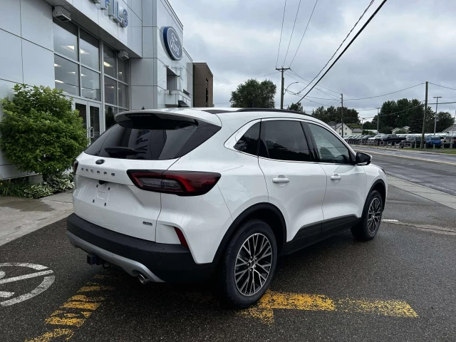 Ford Escape PHEV 2025