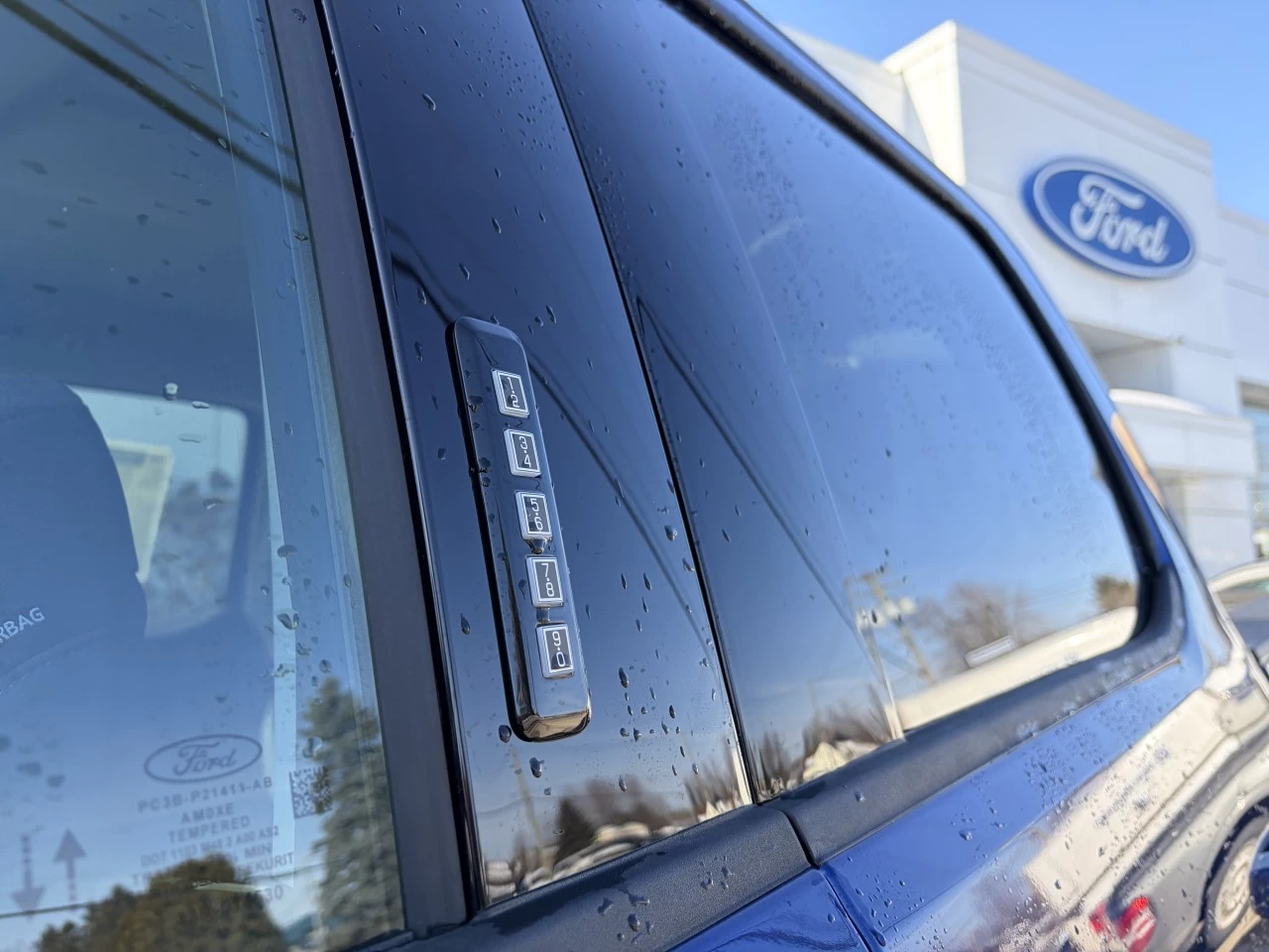 2026 Ford F-250 Super Duty XLT https://www.st-norbertford.com/resize/b990ff35b810a3abc0cc817b2ca24889-1