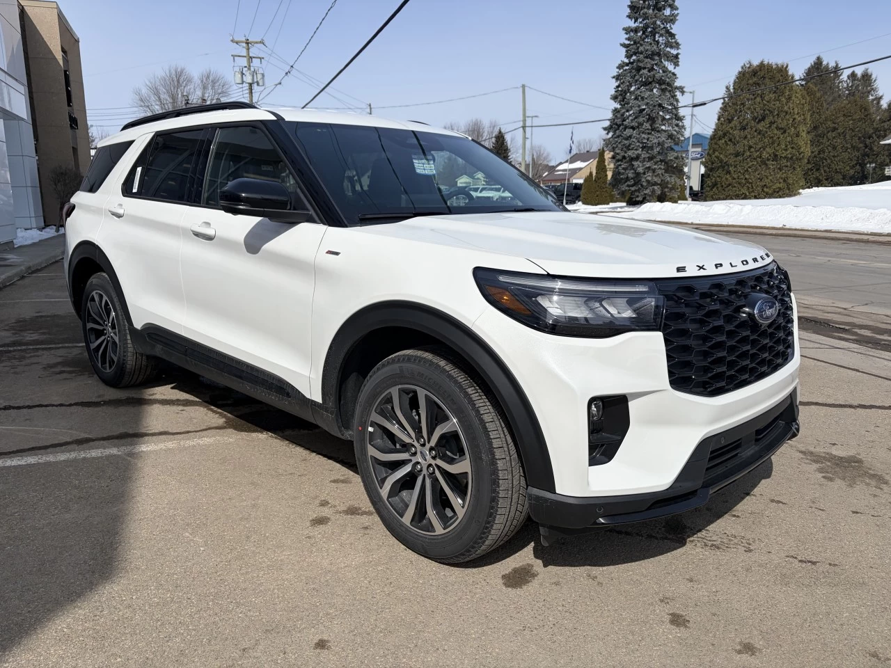 2026 Ford Explorer ST-Line https://www.st-norbertford.com/resize/b990ff35b810a3abc0cc817b2ca24889-1