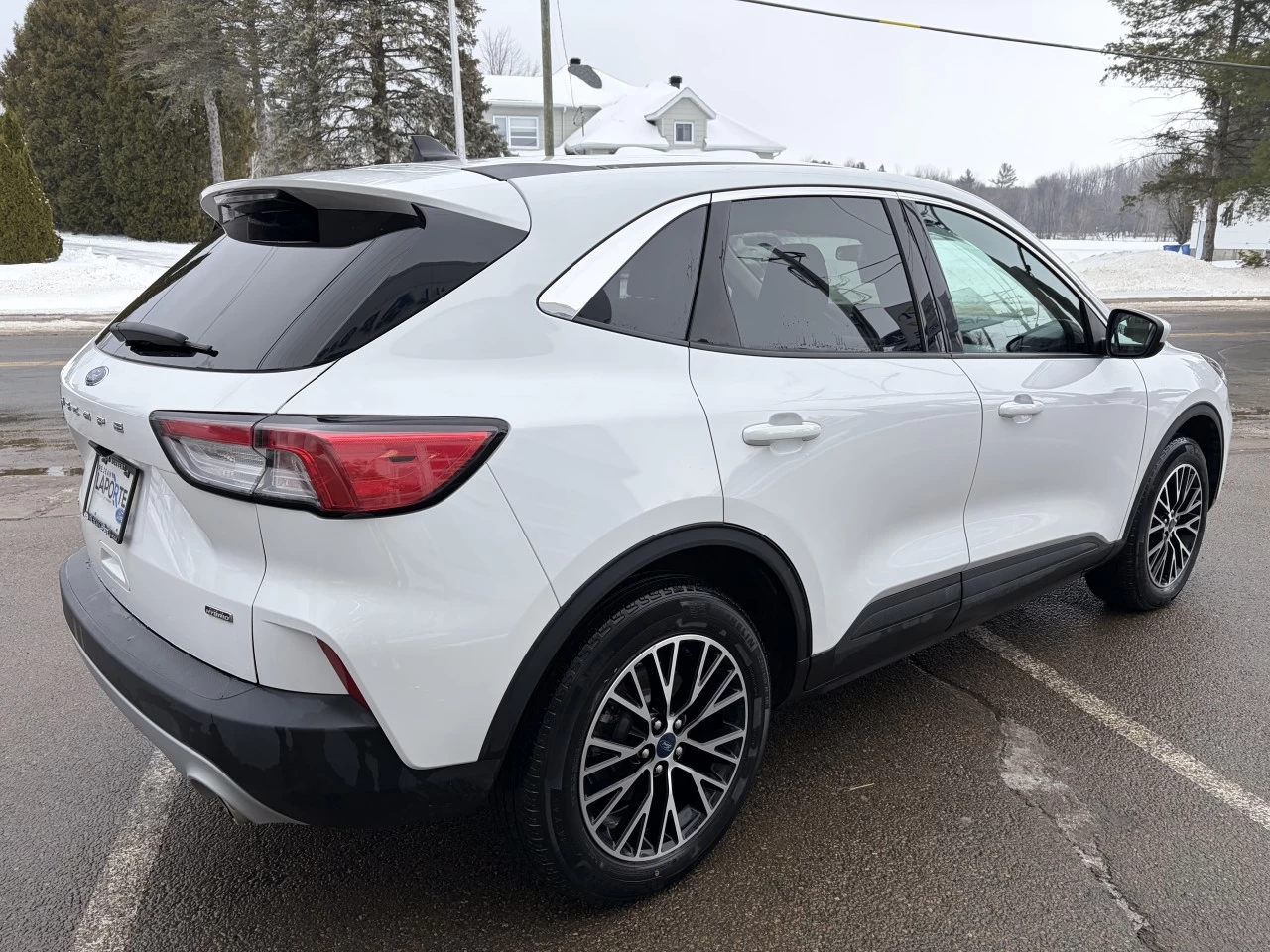 2021 Ford Escape SE PHEV, CARPLAY ANDROID AUTO, 60 KM AUTONOMIE, SIEGES/VOLANT CHAUFFANT https://www.st-norbertford.com/resize/b990ff35b810a3abc0cc817b2ca24889-1
