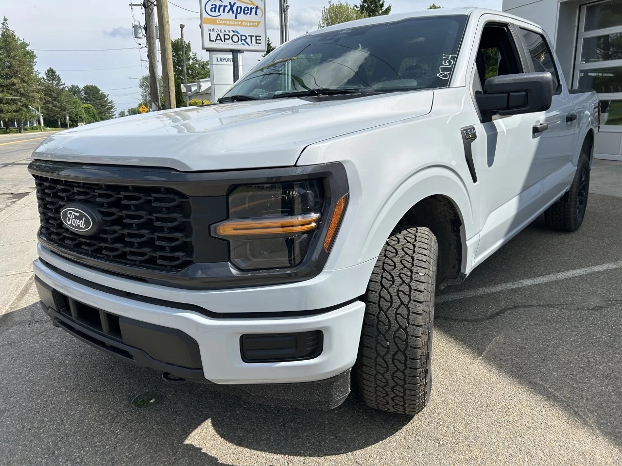 2025 Ford F-150 STX Image principale