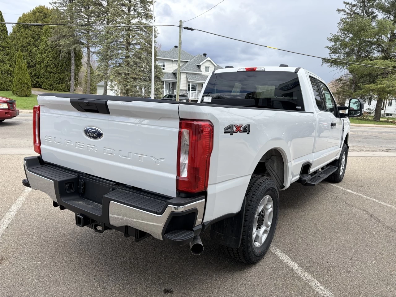 2026 Ford F-250 Super Duty XLT https://www.st-norbertford.com/resize/b990ff35b810a3abc0cc817b2ca24889-1