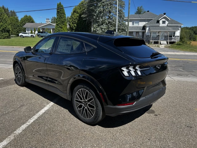 Ford Mustang Mach-E PREMIUM AWD 2025