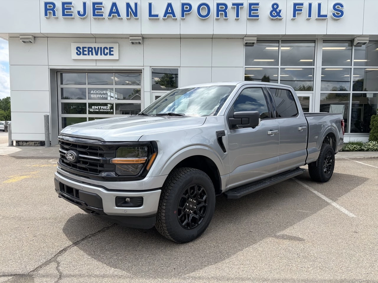 2026 Ford F-150 XLT 302A ECOBOOST 4X4 https://www.st-norbertford.com/resize/b990ff35b810a3abc0cc817b2ca24889-1