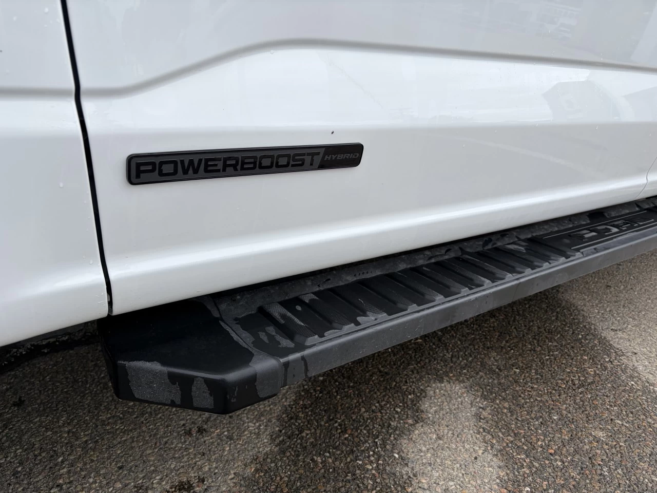 2026 Ford F-150 LARIAT 4X4 SUPERCREW POWERBOOST HYBRID https://www.st-norbertford.com/resize/b990ff35b810a3abc0cc817b2ca24889-1