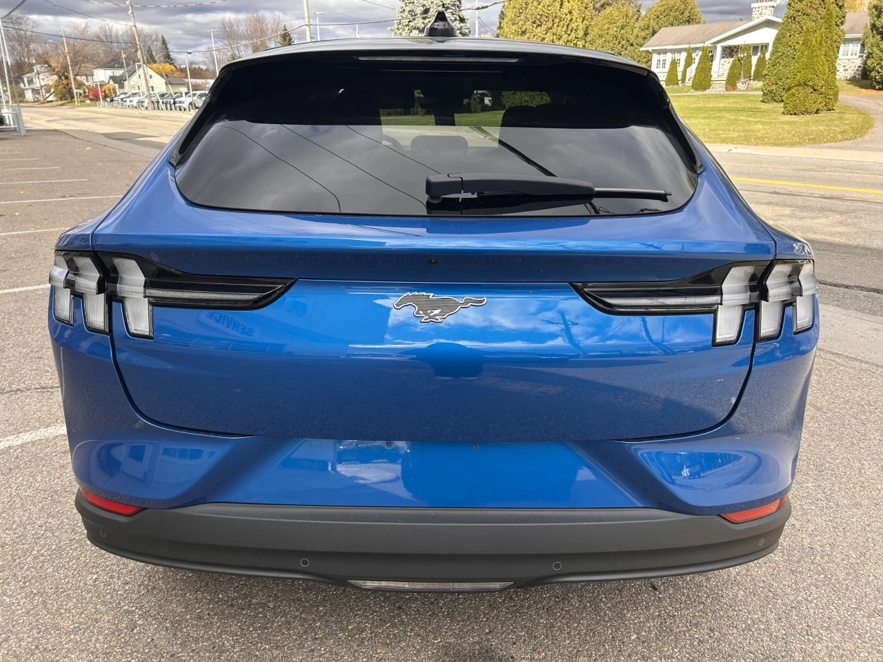 2025 Ford Mustang Mach-E PREMIUM AWD Main Image