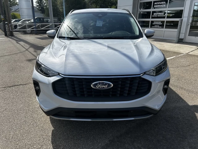 Ford Escape PHEV 2025