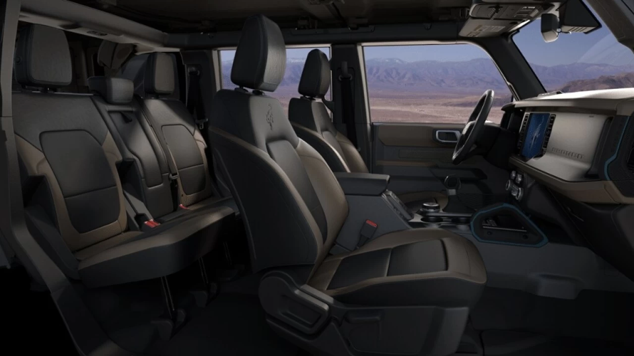 2023 Ford Bronco Wildtrak Main Image
