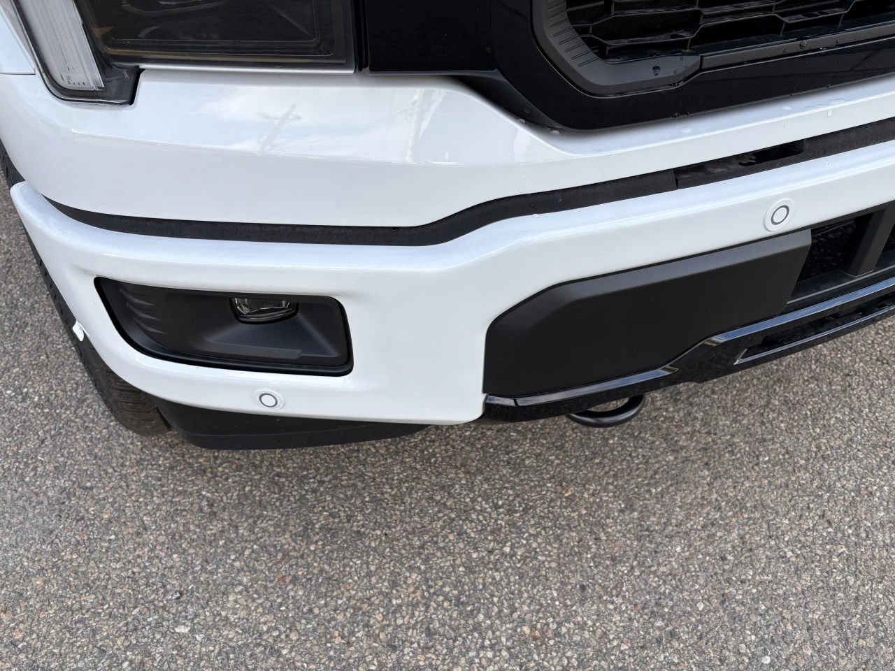 2026 Ford F-150 LARIAT Main Image